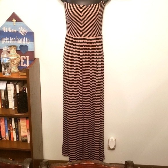 Papaya Strapless Maxi Dress L Tan Brown and Black Striped Faux Button Detail - Picture 1 of 5
